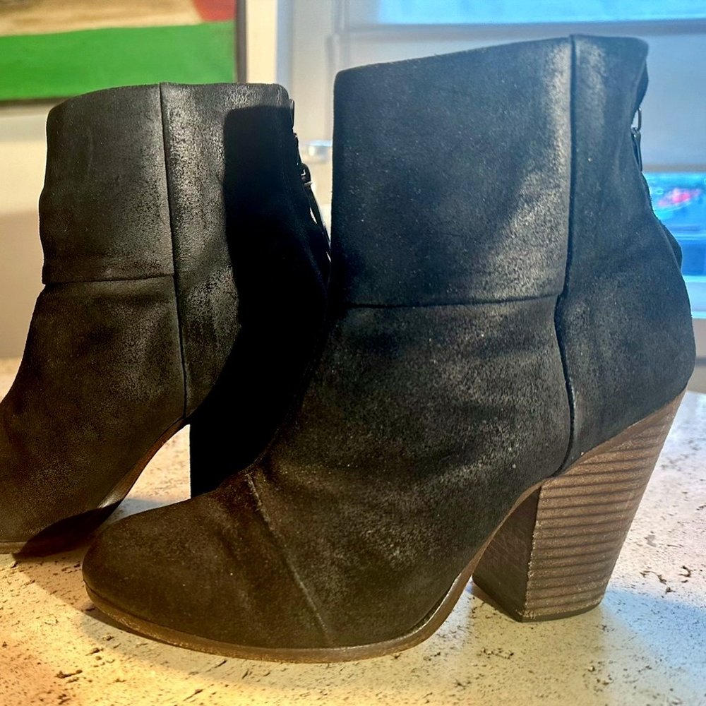 rag & bone Suede Ankle Boots -- Black/Brown (US7.5/EU 38)